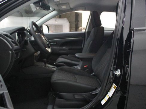 New 2026 Mitsubishi Outlander Sport LE AWD/4WD image 6