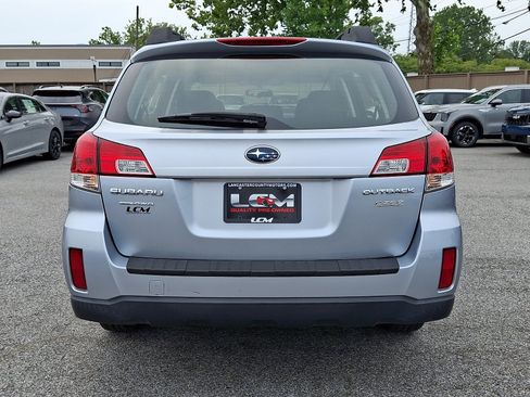 Used 2013 Subaru Outback 2.5i AWD/4WD image 6