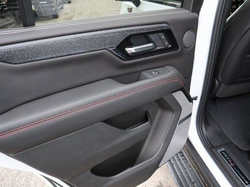 New 2025 GMC Yukon AT4 Ultimate image 12