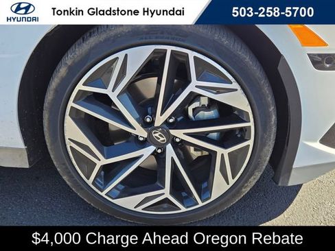 Certified 2024 Hyundai Ioniq 6 Limited AWD/4WD image 9