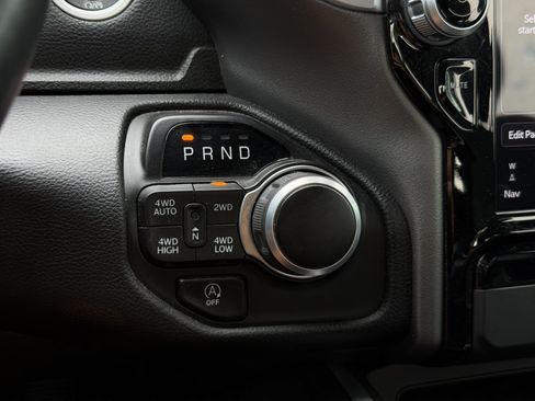 Used 2023 RAM 1500 Big Horn AWD/4WD image 27