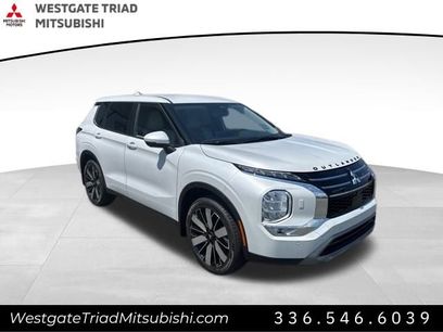 New 2025 Mitsubishi Outlander SE