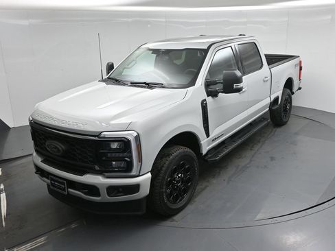 New 2026 Ford F250 XLT w/ XLT Premium Package image 35
