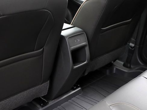 New 2026 Buick Envista Avenir image 13