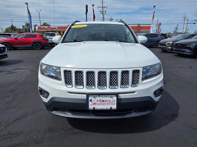 Used 2015 Jeep Compass High Altitude AWD/4WD image 2