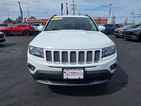 Used 2015 Jeep Compass High Altitude AWD/4WD image 2