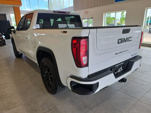 Used 2021 GMC Sierra 1500 Elevation w/ X31 Off-Road Package AWD/4WD image 11