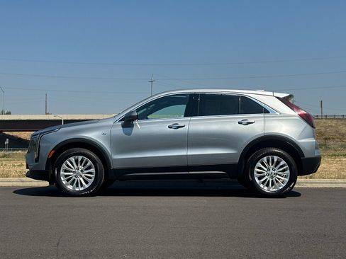 Used 2024 Cadillac XT4 Luxury FWD image 6