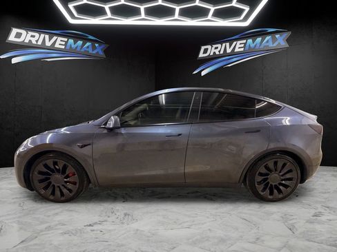 Used 2022 Tesla Model Y Performance AWD/4WD image 8