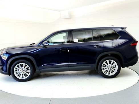 New 2026 Toyota Grand Highlander AWD image 3