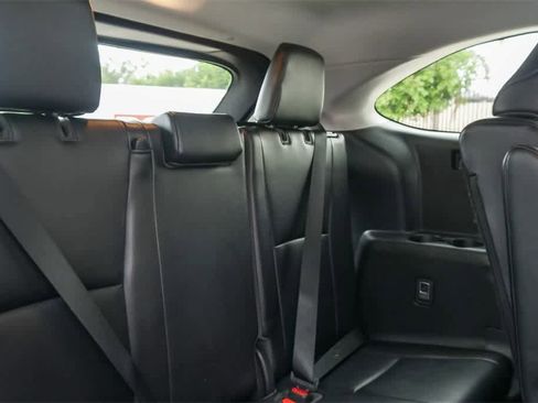 Used 2021 Toyota Highlander XLE image 16