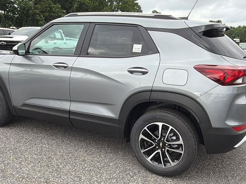 New 2026 Chevrolet TrailBlazer LT w/ Driver Confidence Package FWD image 10
