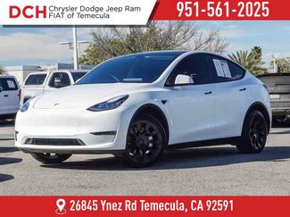 Used 2023 Tesla Model Y Long Range video 1
