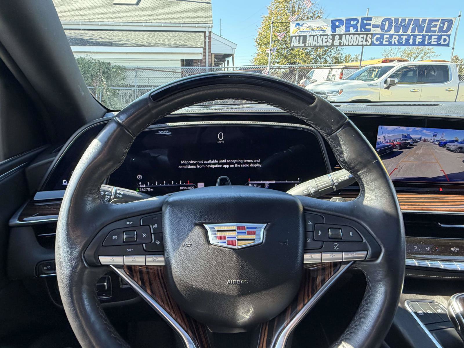 Used 2023 Cadillac Escalade Premium Luxury w/ Performance Package AWD/4WD image 27