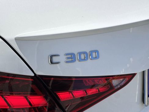 Used 2022 Mercedes-Benz C 300 Sedan w/ Exclusive Trim Package image 9