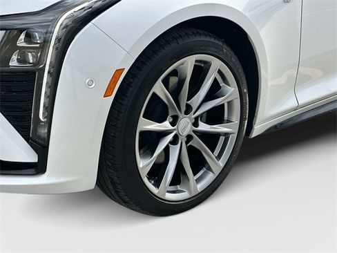 Used 2025 Cadillac CT5 Sport w/ Technology Package image 29