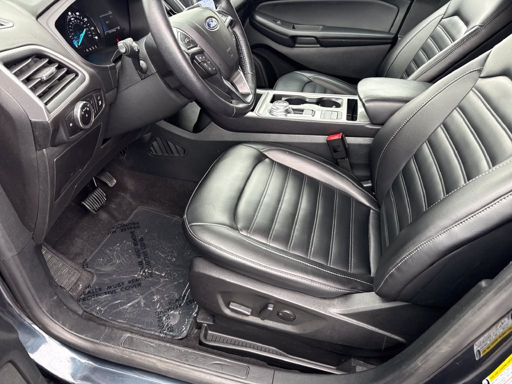 Used 2023 Ford Edge SEL AWD/4WD image 16