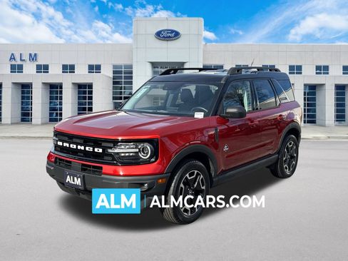 Used 2022 Ford Bronco Sport Outer Banks w/ Tech Package AWD/4WD image 1
