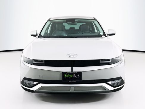 Used 2023 Hyundai Ioniq 5 SEL AWD/4WD image 2