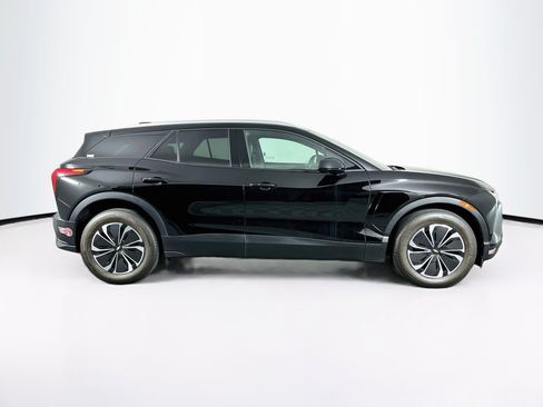 Used 2024 Chevrolet Blazer EV LT AWD/4WD image 10
