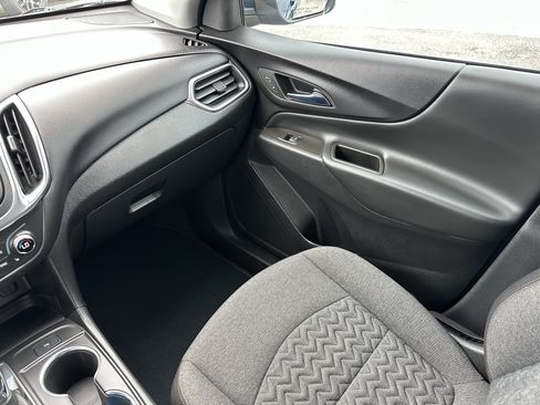Certified 2024 Chevrolet Equinox LT FWD image 14