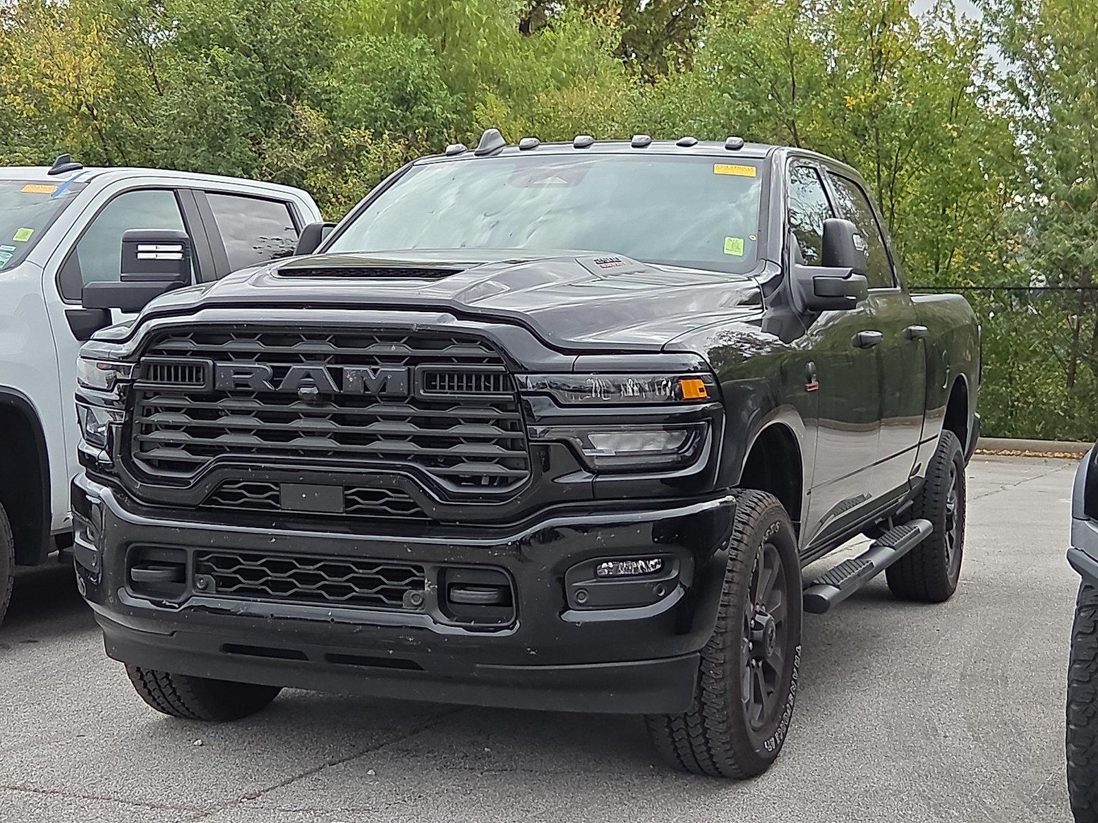 Used 2026 RAM 2500 Tradesman AWD/4WD image 2