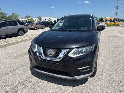Used 2017 Nissan Rogue SV AWD/4WD image 18