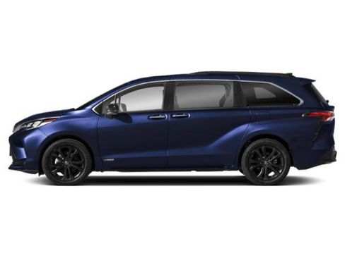 New 2026 Toyota Sienna XSE image 3