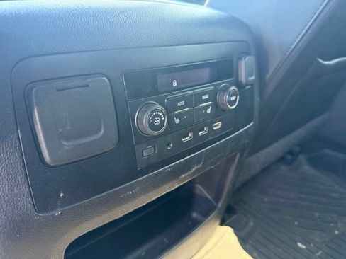 Used 2020 Chevrolet Tahoe Premier AWD/4WD image 11
