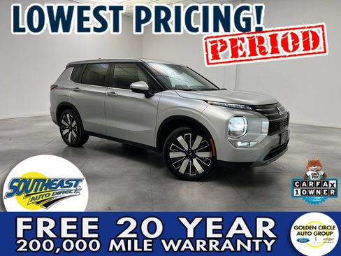 Used 2025 Mitsubishi Outlander SE FWD image 1