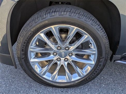 Used 2020 Cadillac Escalade Luxury image 10