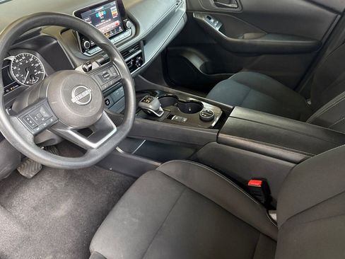 Used 2024 Nissan Rogue S AWD/4WD image 10