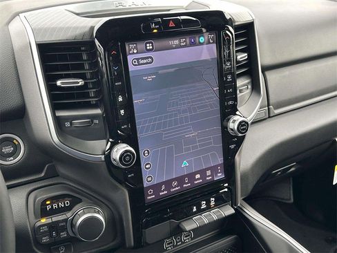 New 2026 RAM 1500 4x4 Crew Cab image 10