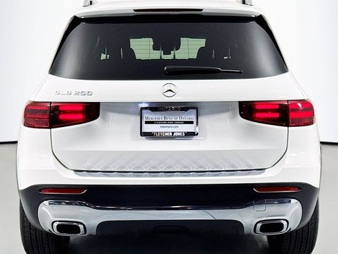 Certified 2026 Mercedes-Benz GLB 250 image 5