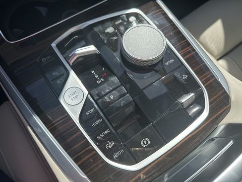 New 2026 BMW X5 xDrive50e AWD/4WD image 17