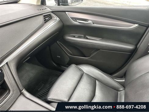 Used 2018 Cadillac XT5 Luxury image 31
