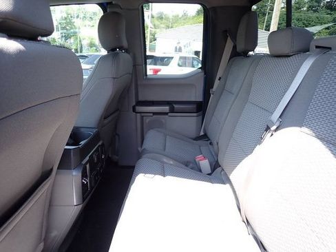 Used 2017 Ford F150 XLT w/ Equipment Group 302A Luxury AWD/4WD image 12