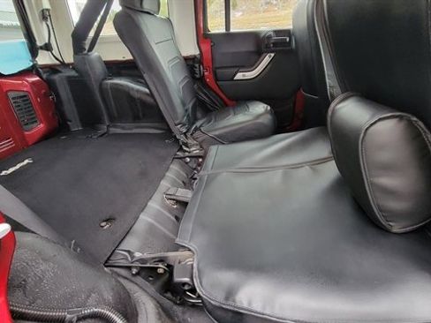 Used 2012 Jeep Wrangler Unlimited Sport image 35