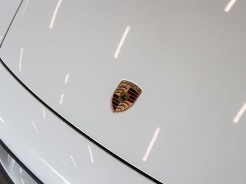 Certified 2020 Porsche 911 Carrera 4S AWD/4WD image 26