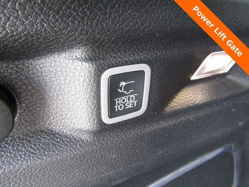 Used 2021 Jeep Grand Cherokee L Limited image 22