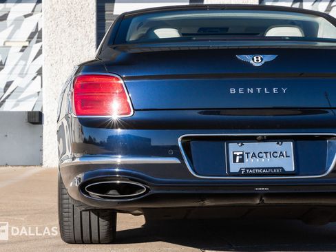 Used 2020 Bentley Flying Spur W12 image 16