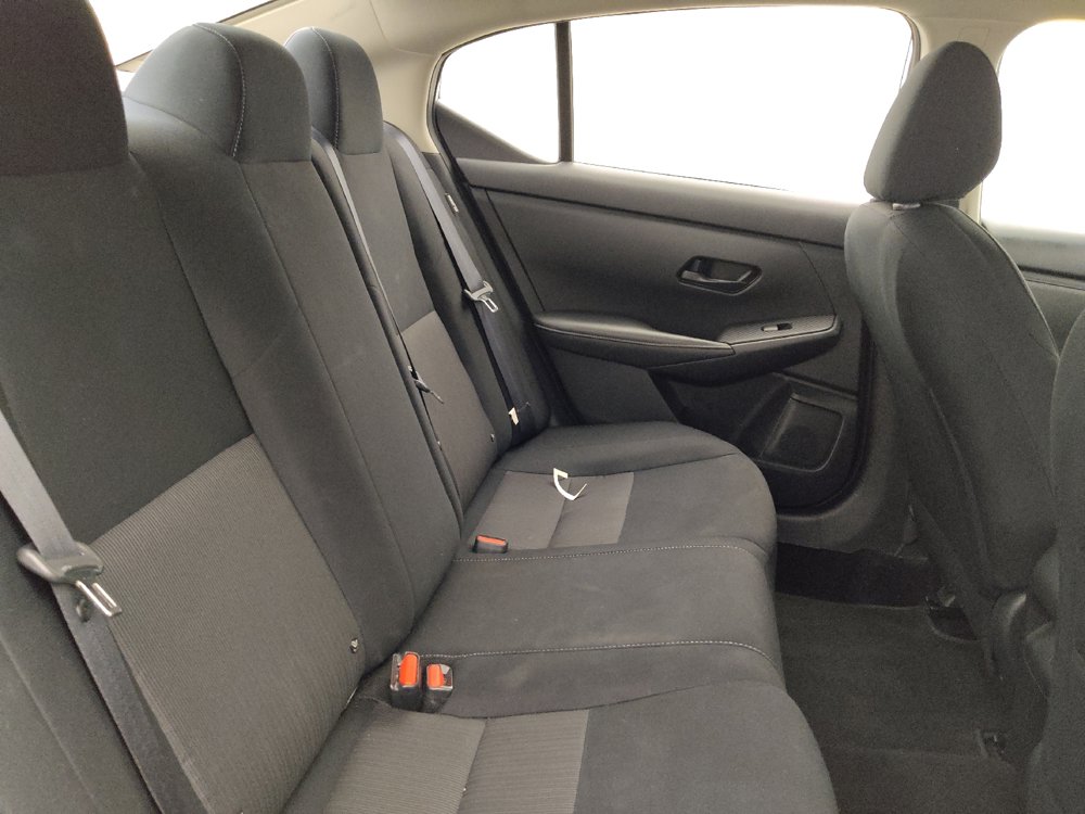 Used 2024 Nissan Sentra SV FWD image 19