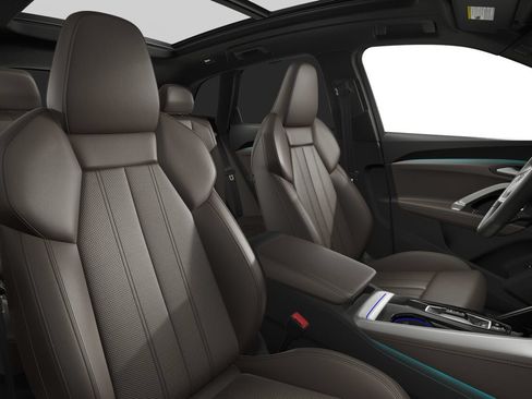 Certified 2025 Audi Q5 Premium Plus w/ Premium Plus AWD/4WD image 5