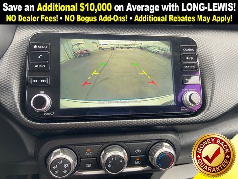 Used 2024 Nissan Kicks SV image 24