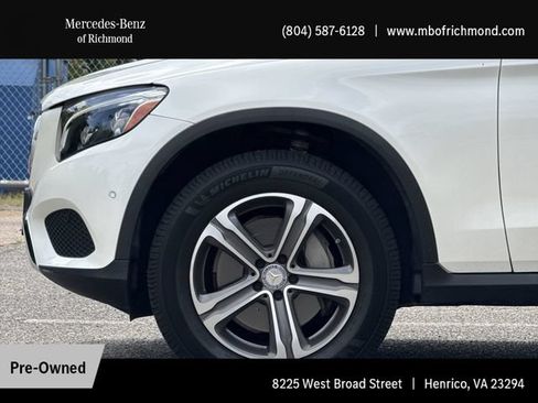 Used 2017 Mercedes-Benz GLC 300 4MATIC image 11