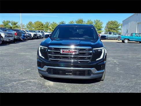 Used 2025 GMC Acadia Elevation image 3