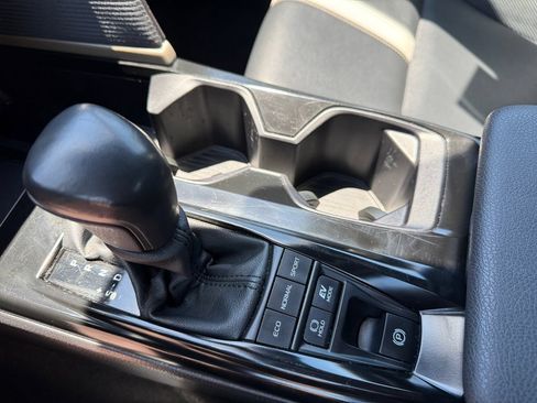 Certified 2025 Toyota Camry SE FWD image 25