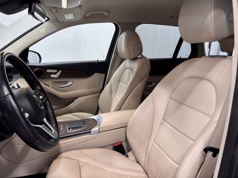 Certified 2022 Mercedes-Benz GLC 300 4MATIC image 12