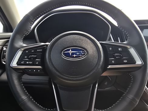 Certified 2025 Subaru Outback Limited AWD/4WD image 25