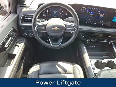 Used 2025 Chevrolet Tahoe LT AWD/4WD image 3